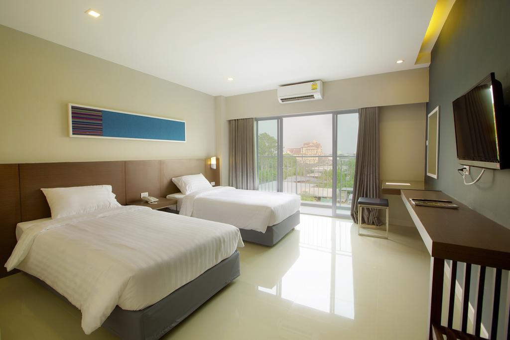 V Hotel Ubon Ratchathani Quarto foto